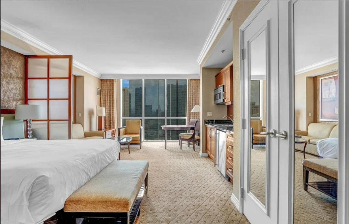 Signature Mgm Suite With Strip And Sphere View Las Vegas Exterior photo