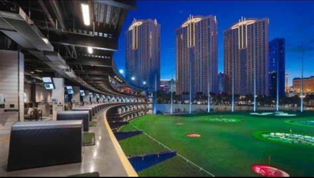 Signature Mgm Suite With Strip And Sphere View Las Vegas Exterior photo